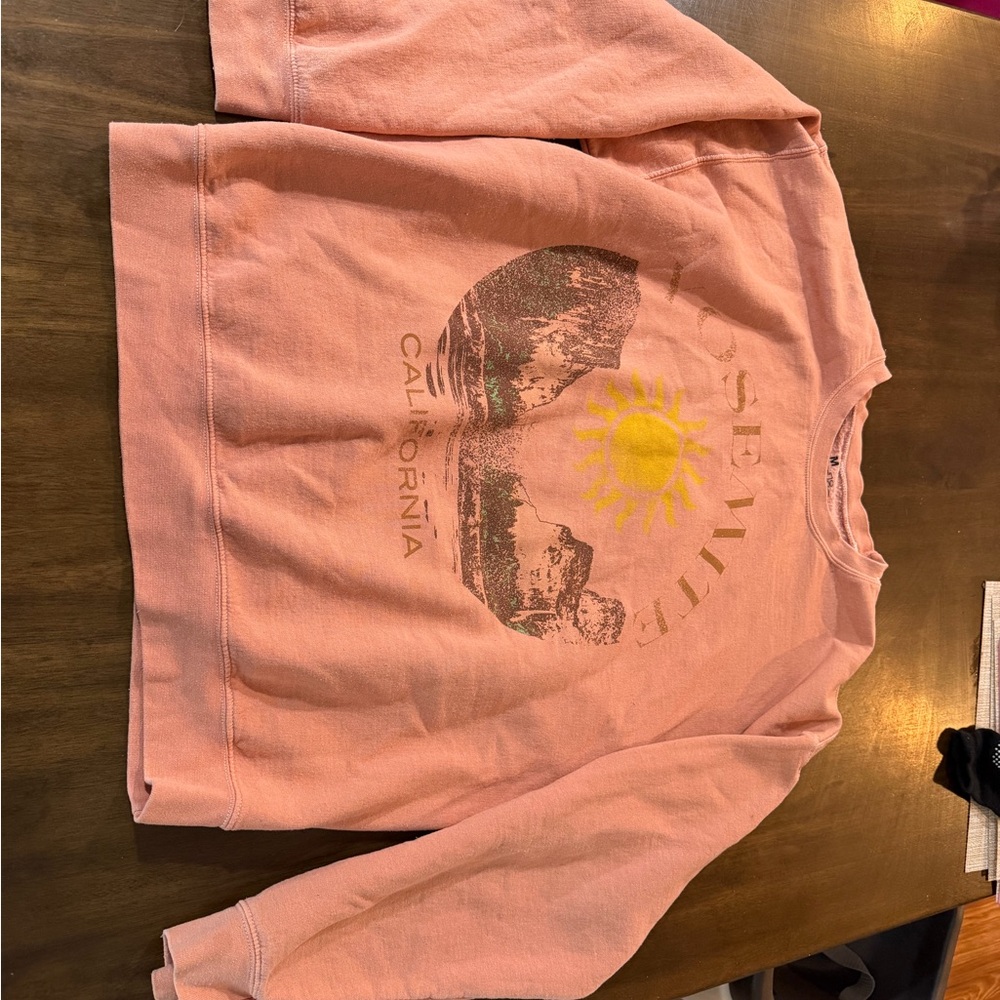 Women's Peach Yosemite Graphic Sweatshirt